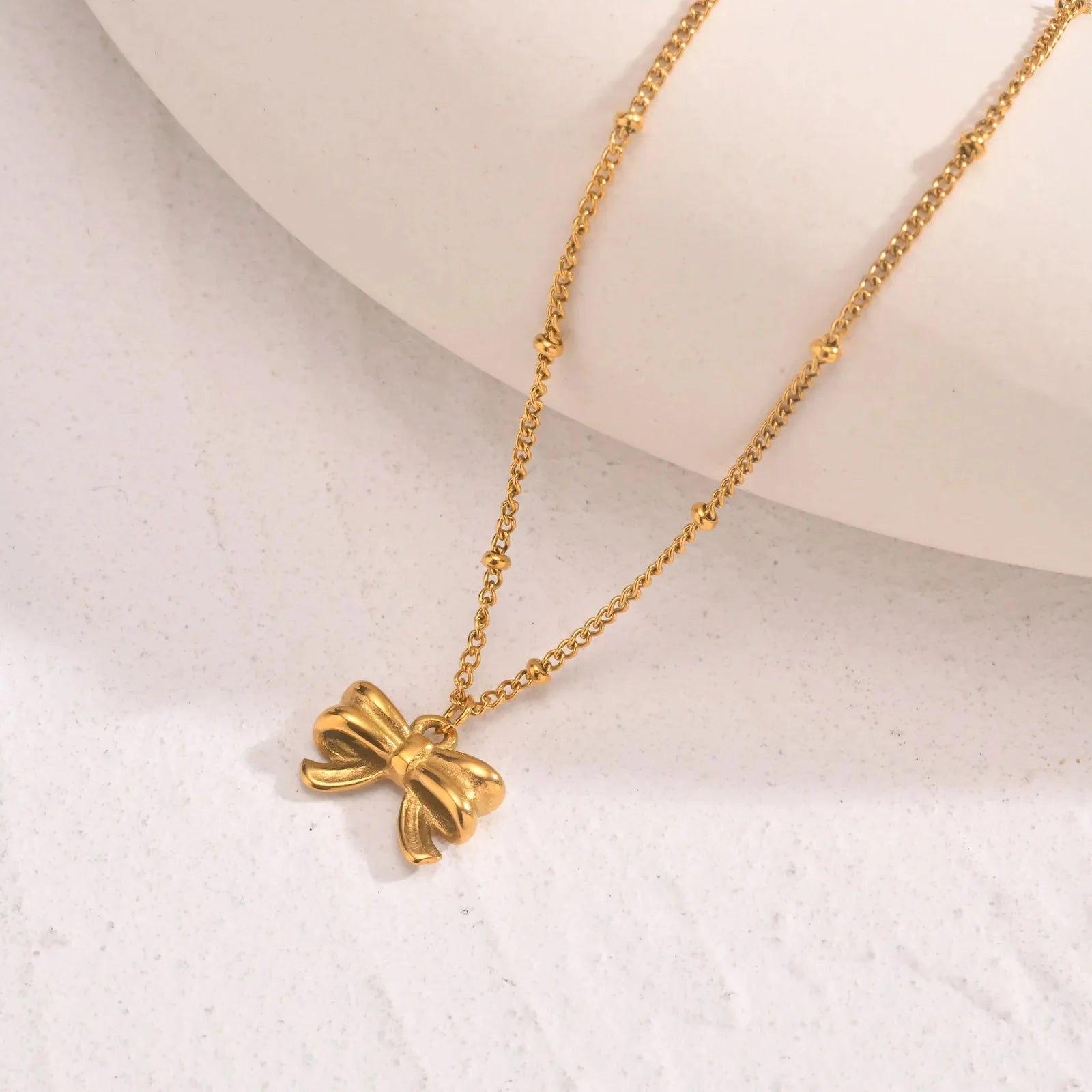 14k Dainty Feminine Bow Necklace - Aryomi