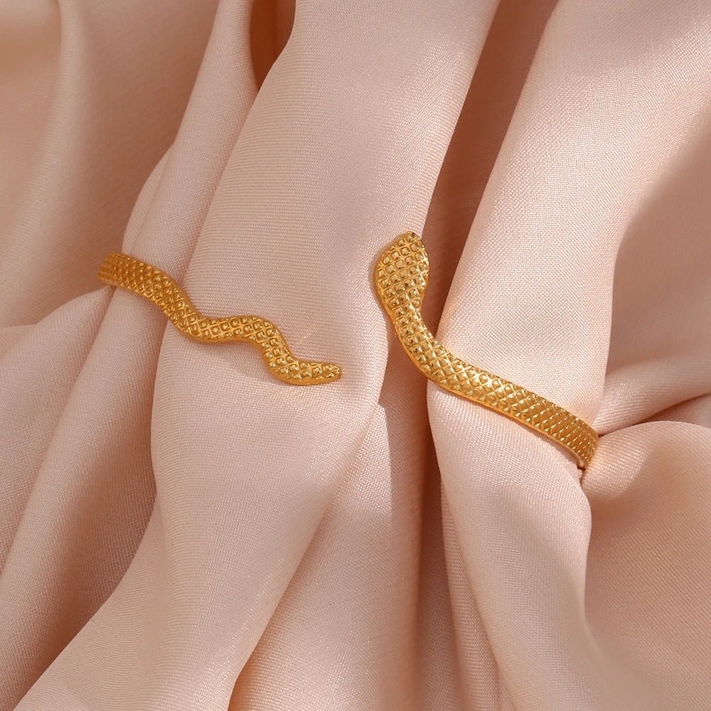 18k Adjustable Snake Bracelet - Aryomi