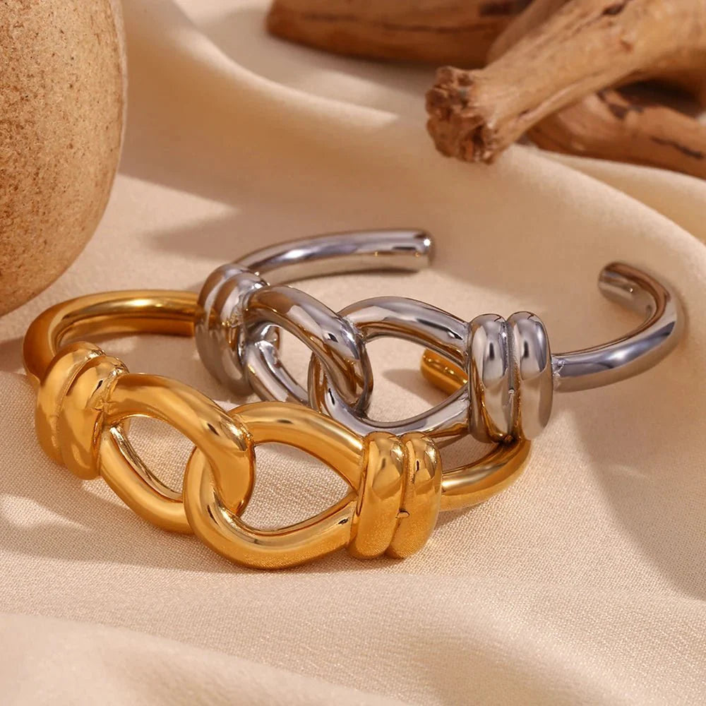18k Chunky Buckle Open Bangle Bracelet - Aryomi