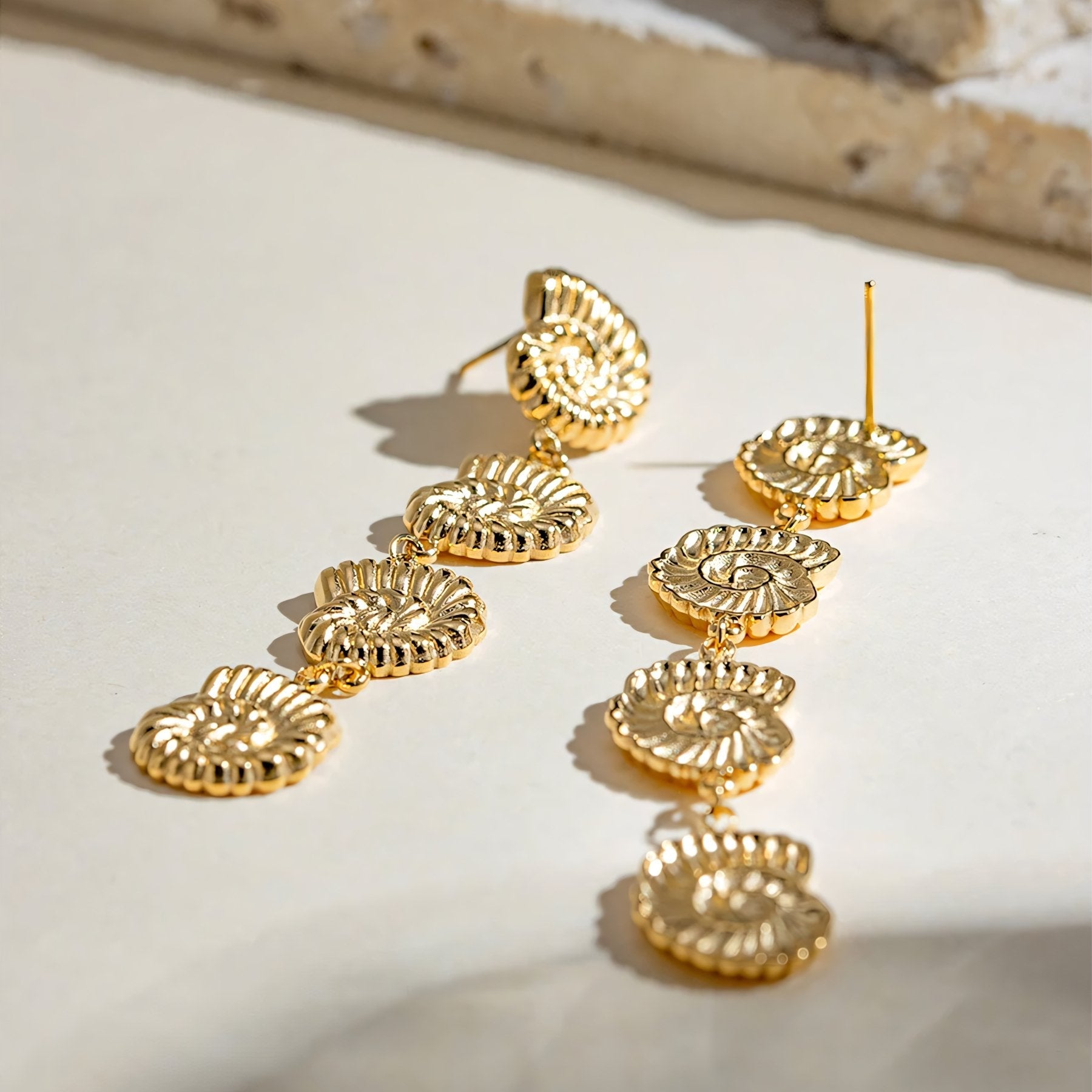 18k Dangling Shells Tropical Earrings - Aryomi