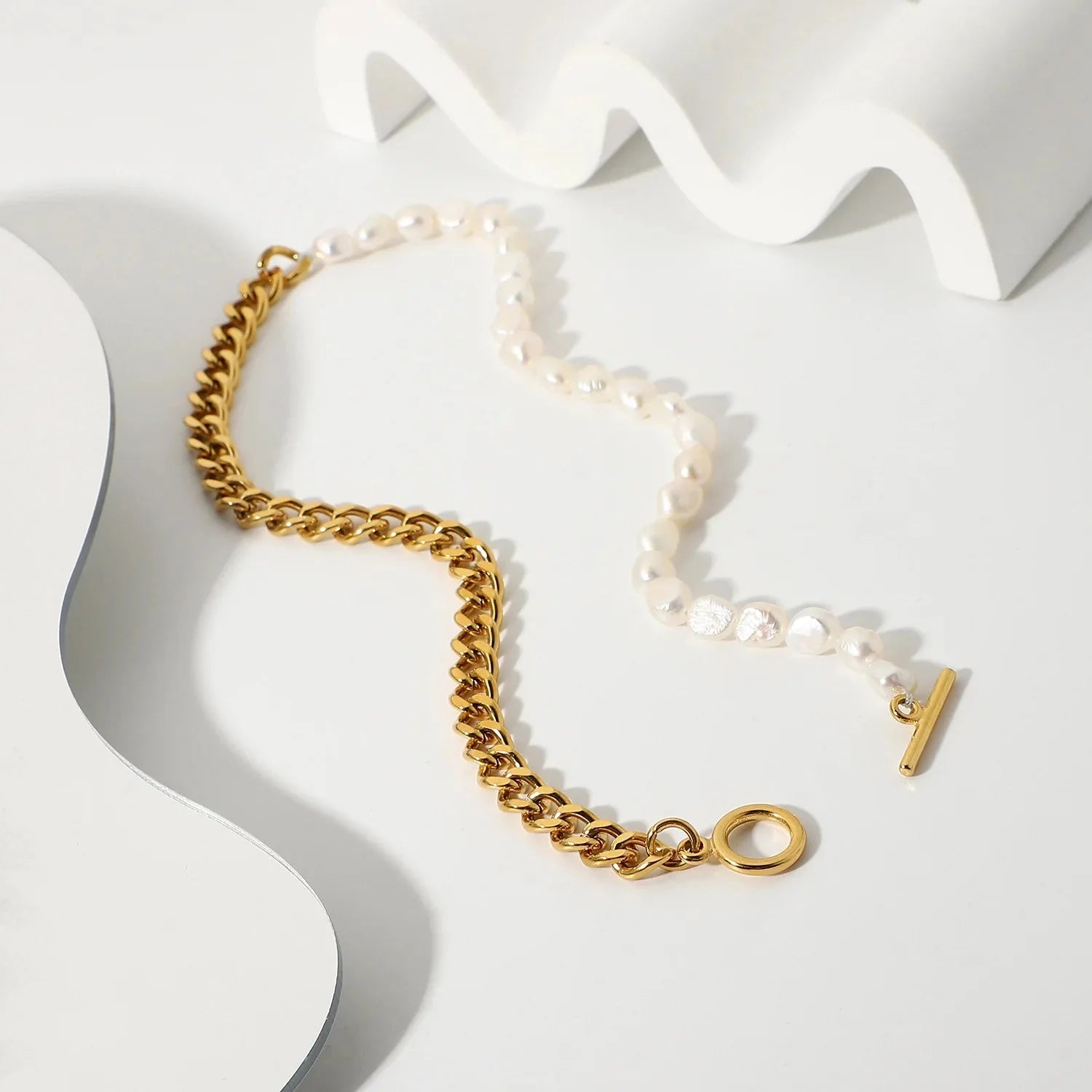 18k Gold Classic Modern Cuban Pearl Choker Necklace - Aryomi
