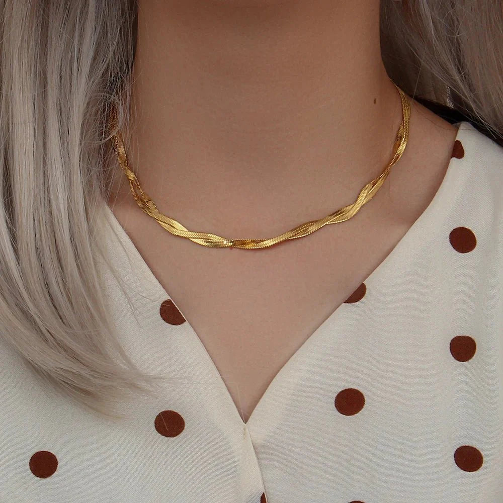 18k Interwoven Herringbone Chain Necklace and Bracelet Set - Aryomi
