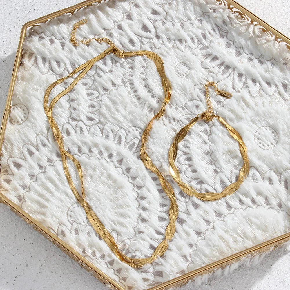 18k Interwoven Herringbone Chain Necklace and Bracelet Set - Aryomi