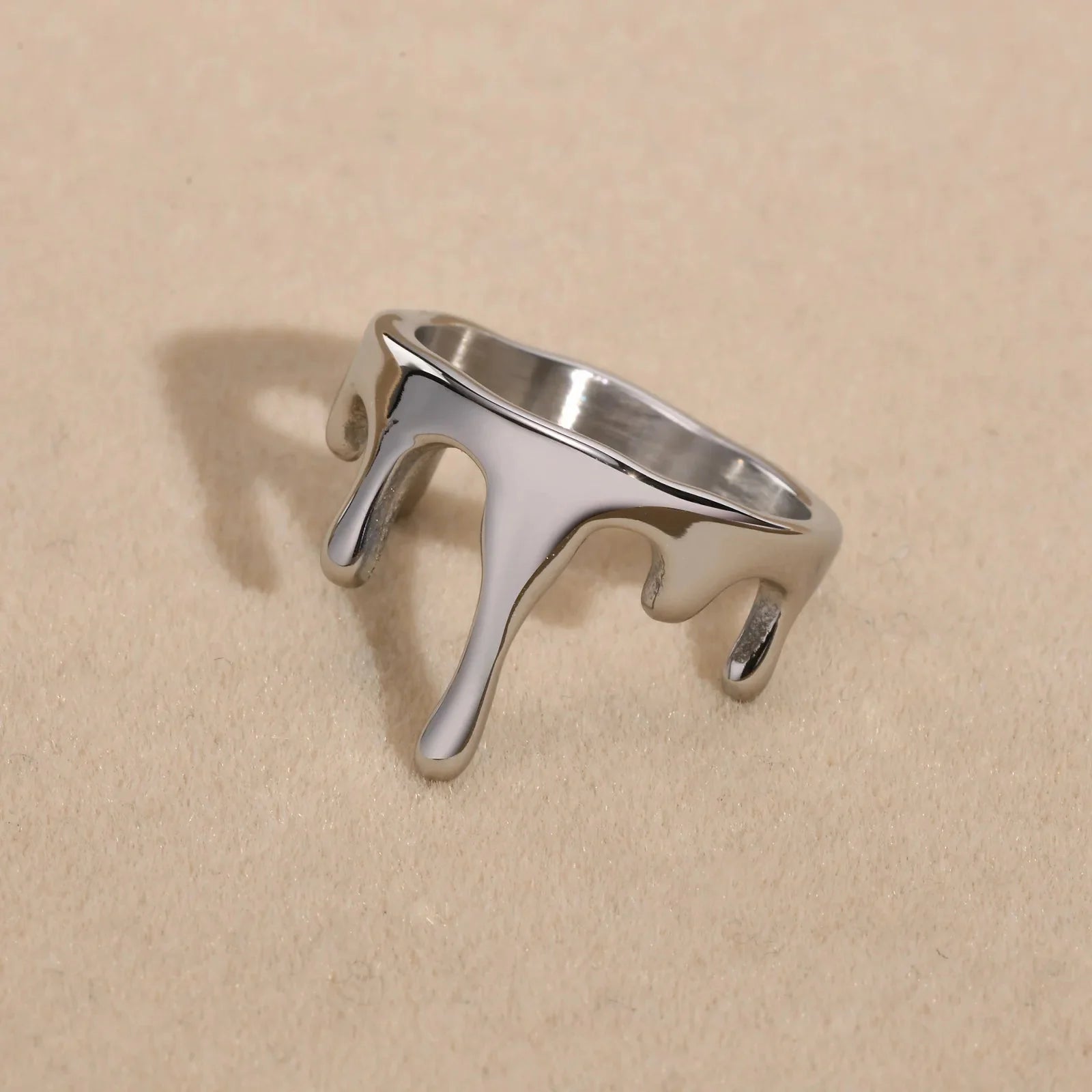 18k Minimal Melting Ring - Aryomi