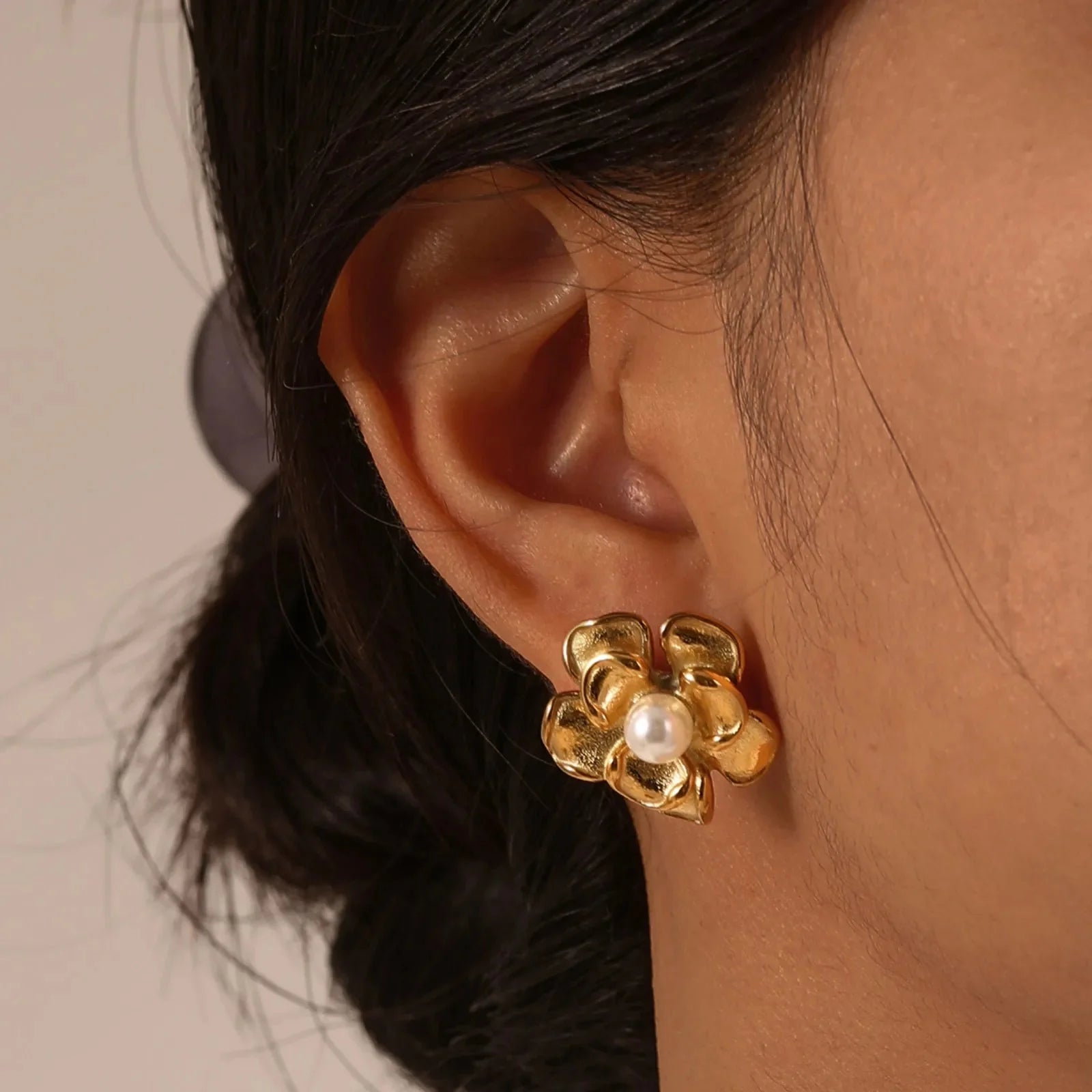 18k Pearl Flower Earrings - Aryomi
