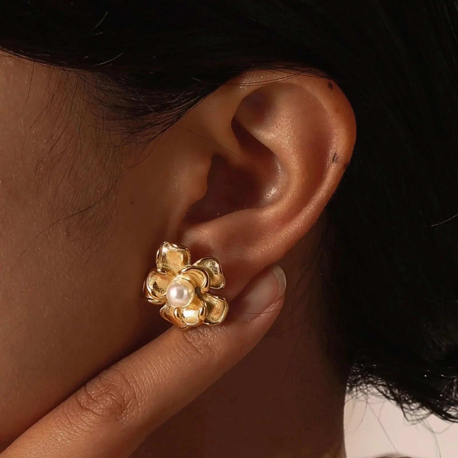 18k Pearl Flower Earrings - Aryomi