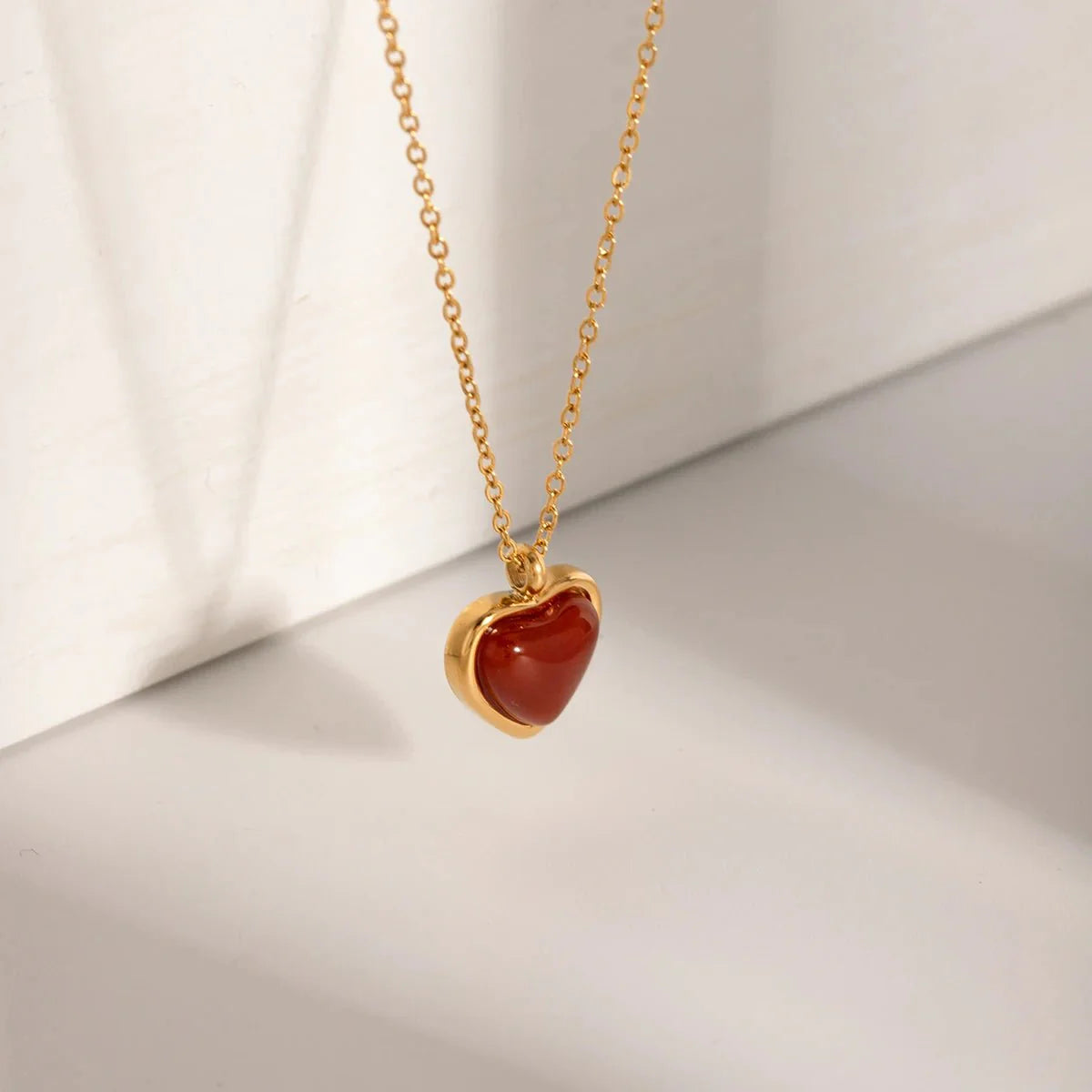18k Romantic Dainty Red Heart Necklace - Aryomi