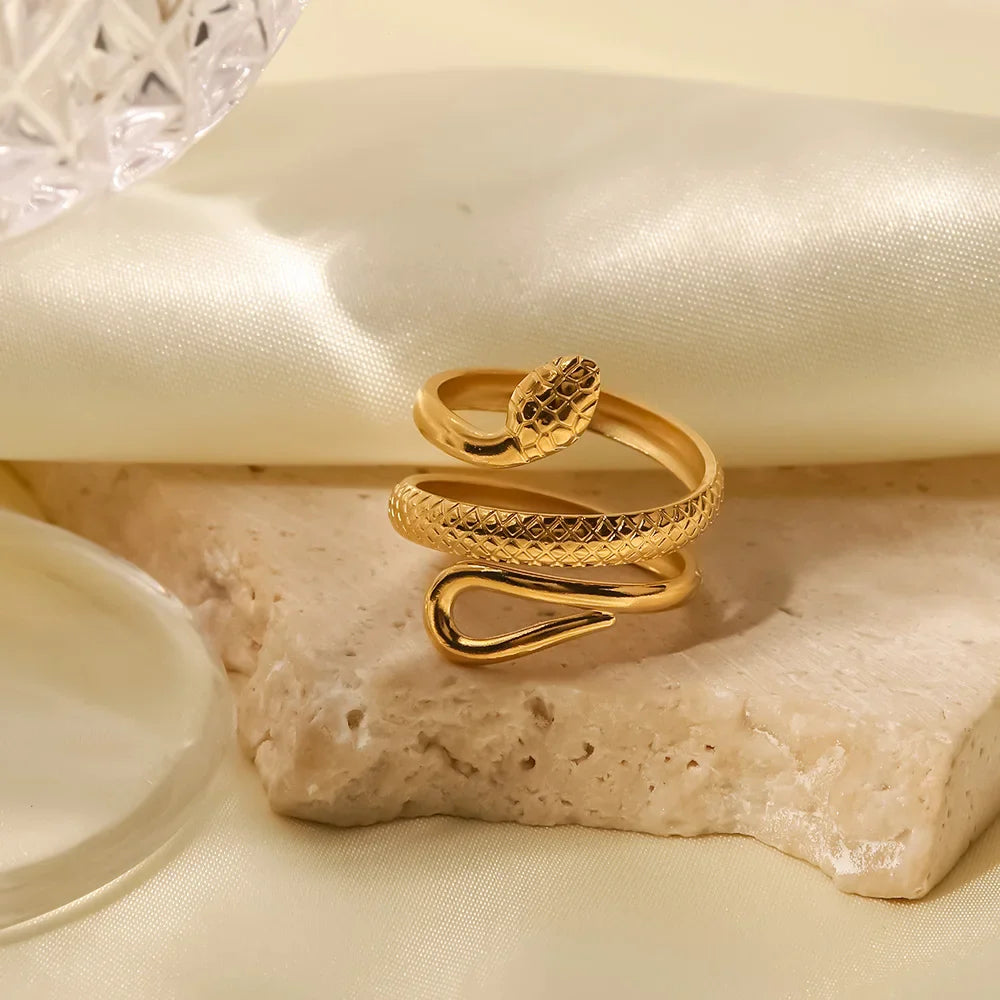 Adjustable Spiraling Snake Ring