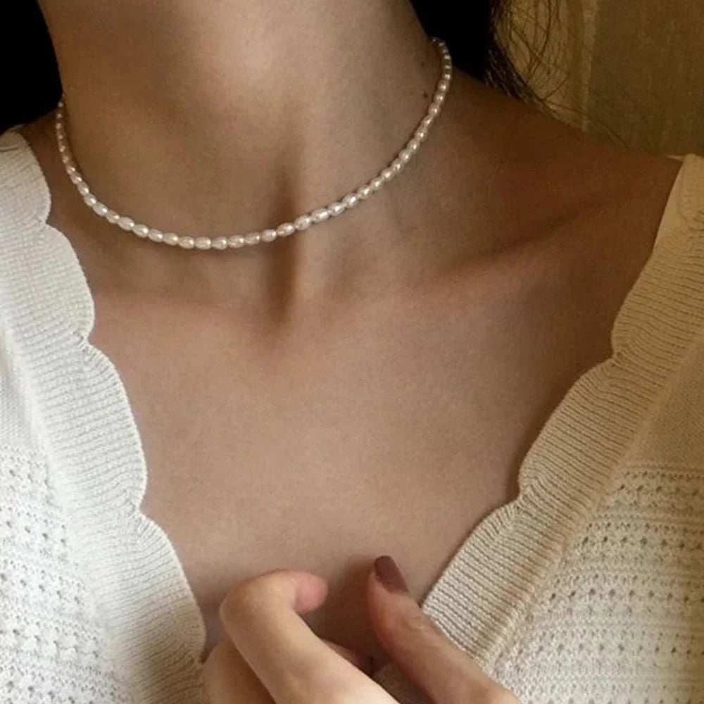 Classic Feminine 3mm Pearl Necklace - Aryomi