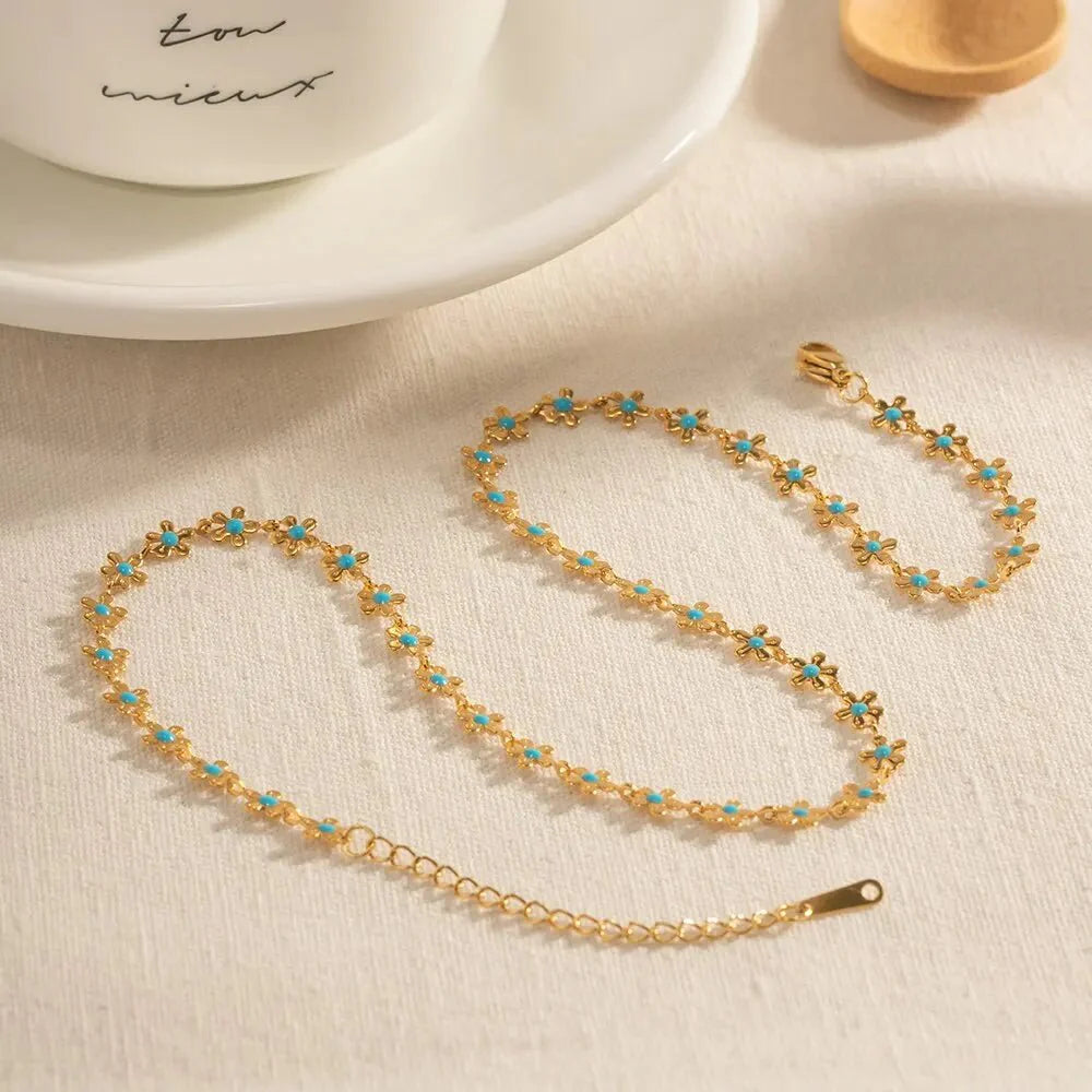 Dainty Blue Floral Necklace - Aryomi
