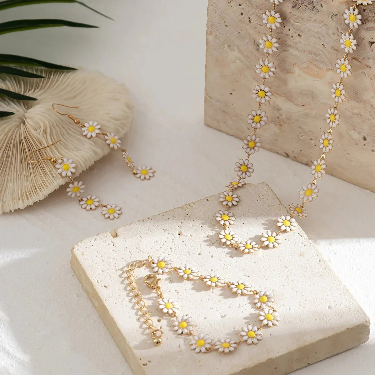 Dainty Floral Daisy Choker Necklace, Bracelet, and Earrings Set - Aryomi