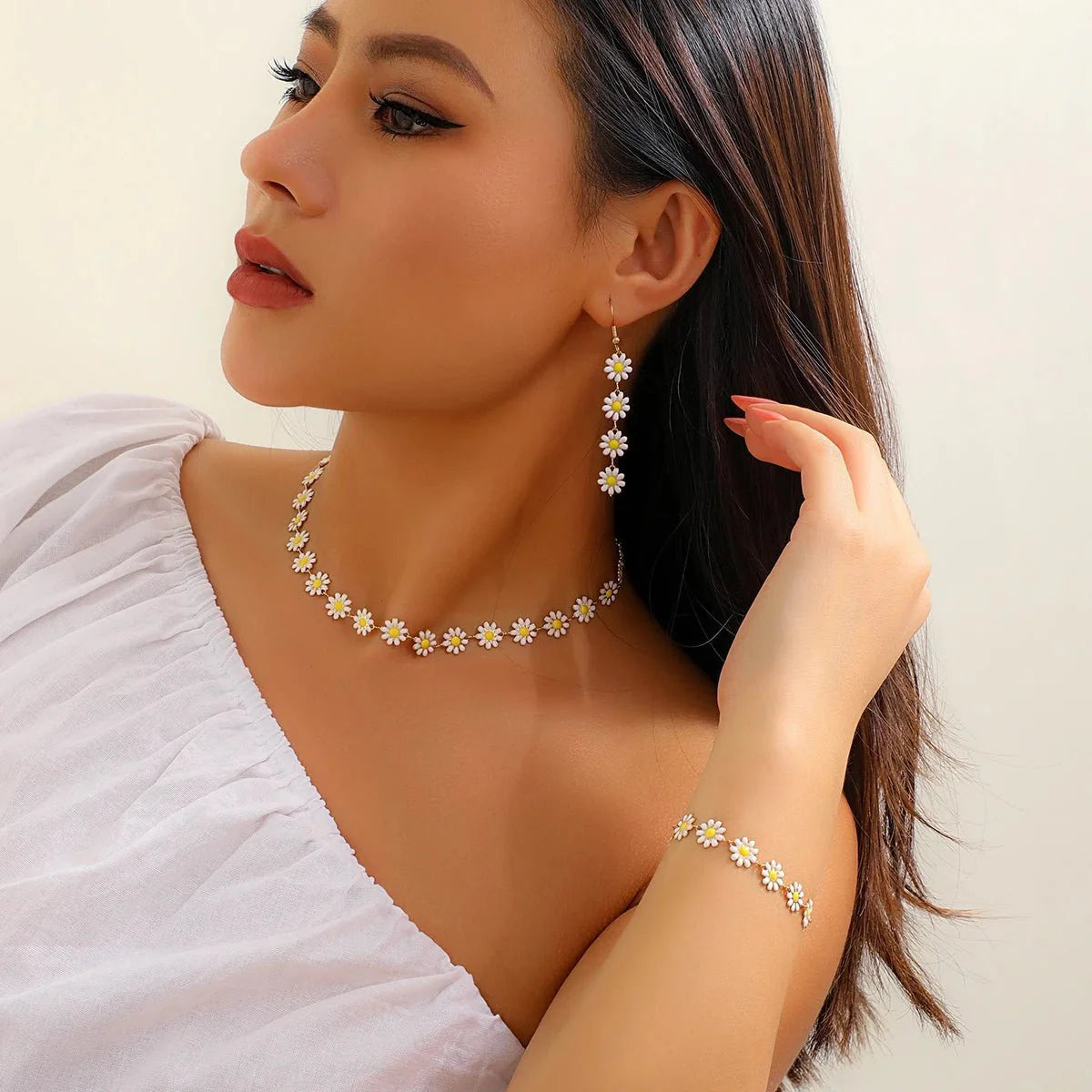Dainty Floral Daisy Choker Necklace, Bracelet, and Earrings Set - Aryomi