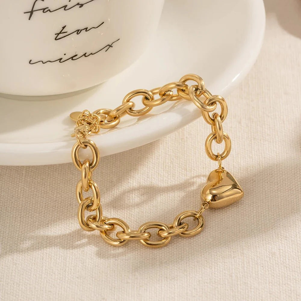 Dainty Gold Chain Link Heart Bracelet - Aryomi