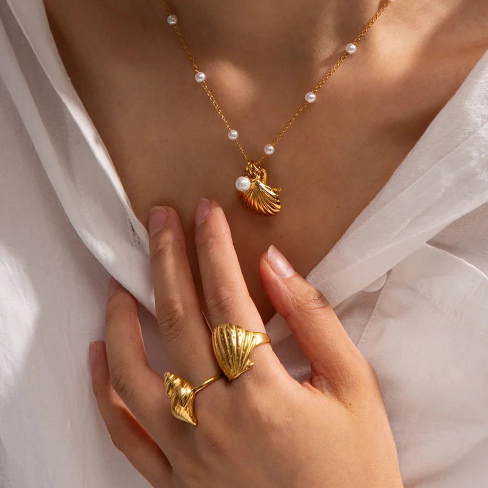 Elegant Dainty Spaced Pearl Seashell Necklace - Aryomi
