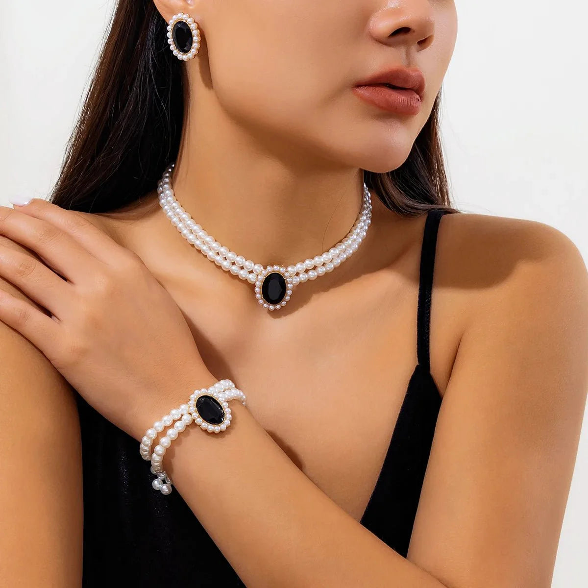 Elegant Oval Diamond Pearl Necklace, Bracelet, Earrings Set - Aryomi