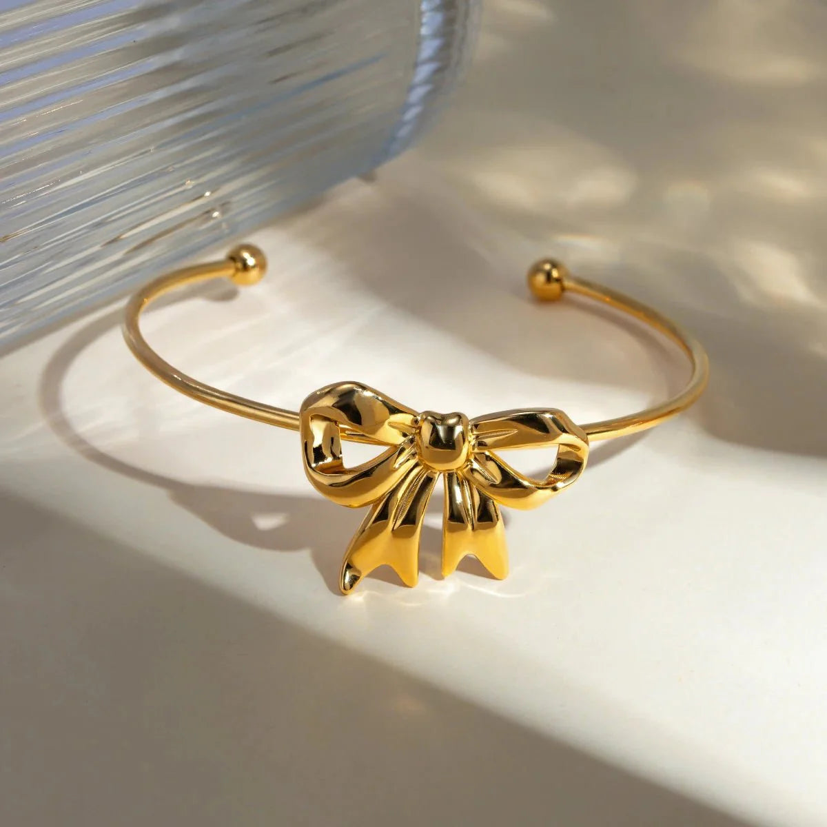 Feminine Bow Cuff Bracelets - Aryomi