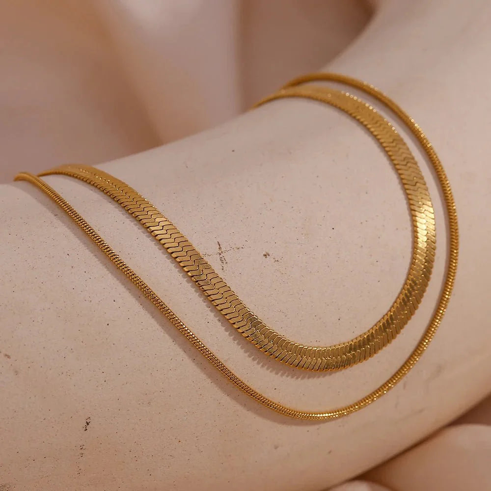 Minimal Herringbone & Dainty Snake Chain Layered Bracelet - Aryomi