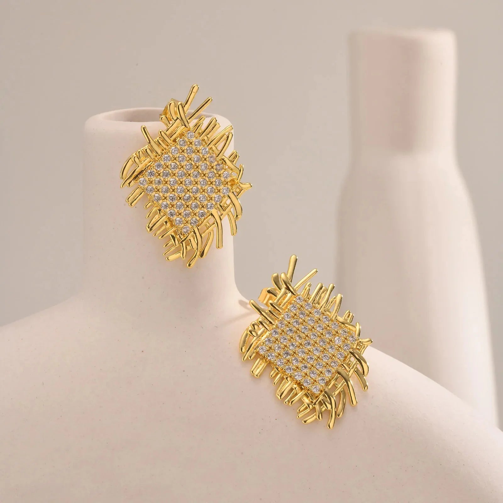 14k Braided Diamond Square Earrings - Aryomi