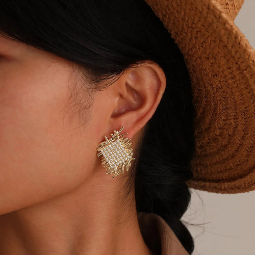 14k Braided Diamond Square Earrings - Aryomi