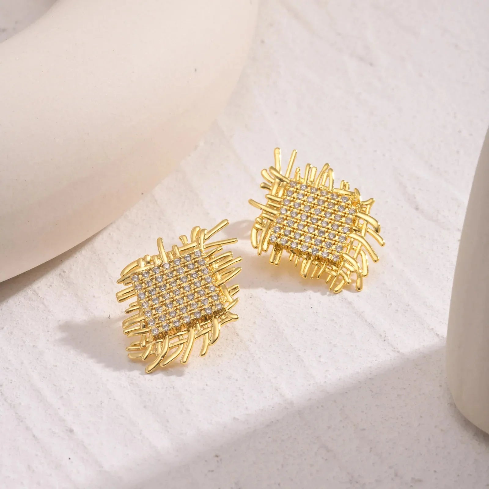 14k Braided Diamond Square Earrings - Aryomi