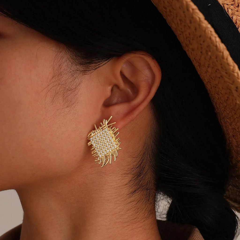 14k Braided Diamond Square Earrings - Aryomi