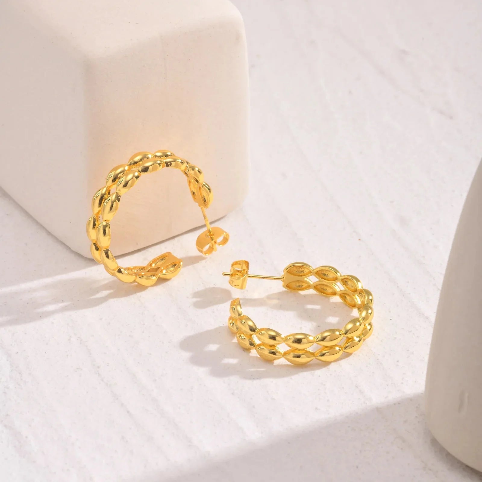 14k Dainty C Shaped Layered Hoop Earrings - Aryomi