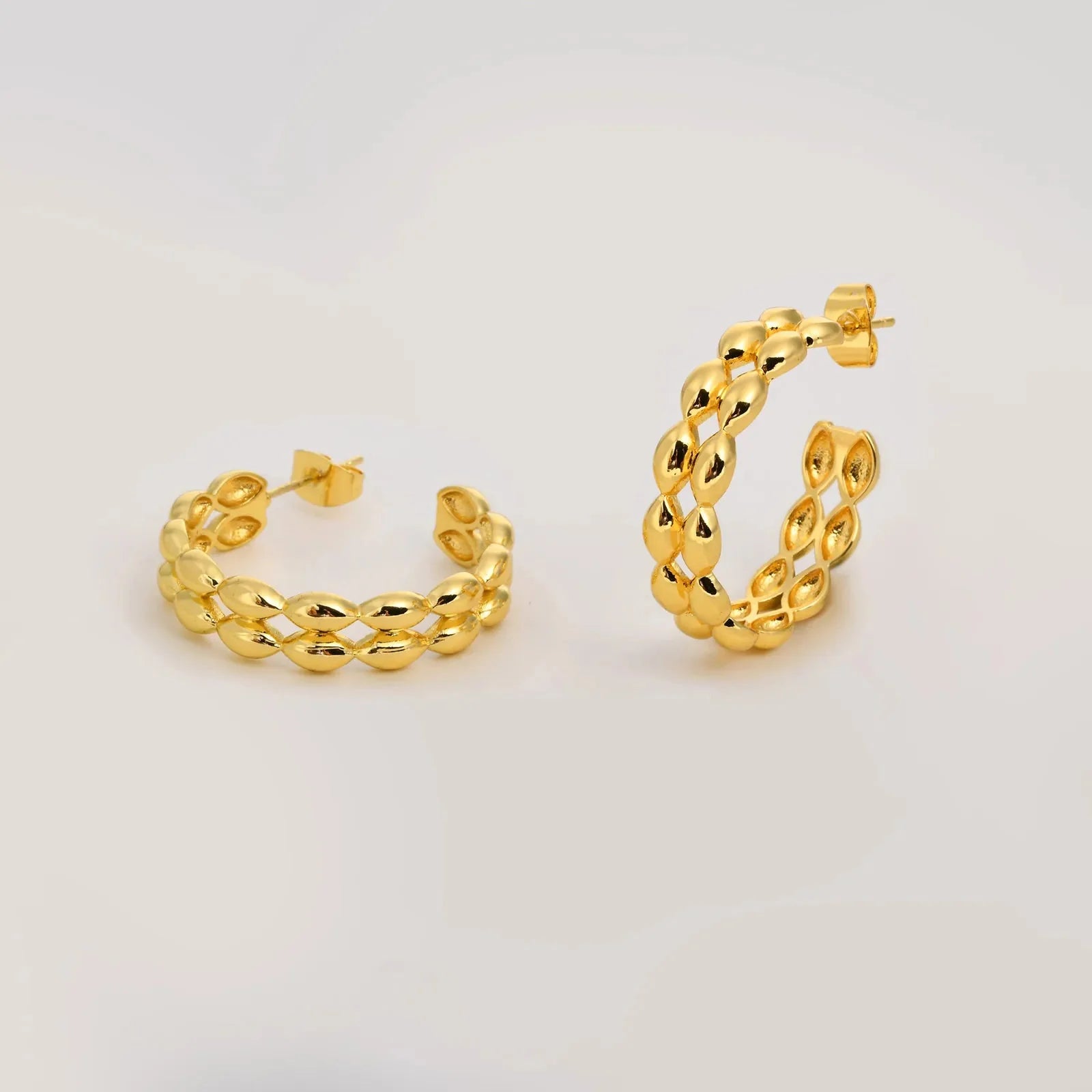14k Dainty C Shaped Layered Hoop Earrings - Aryomi