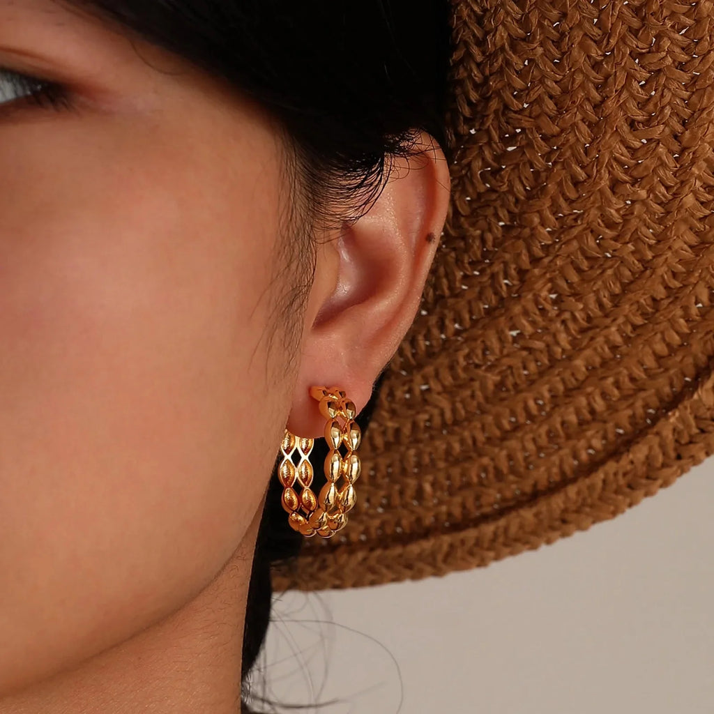 14k Dainty C Shaped Layered Hoop Earrings - Aryomi