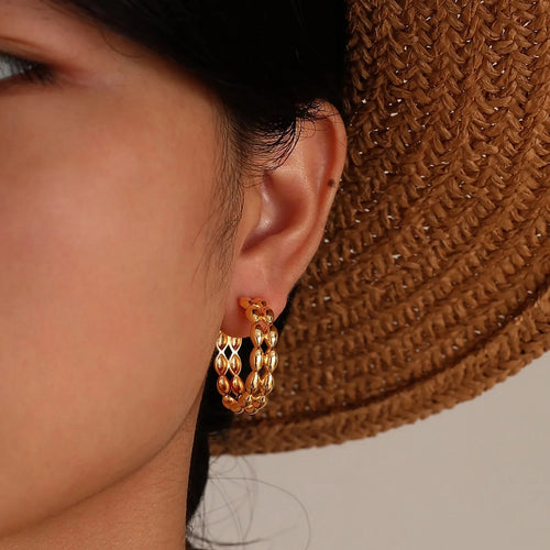 14k Dainty C Shaped Layered Hoop Earrings - Aryomi