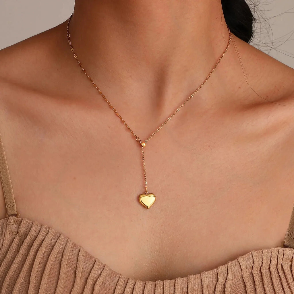 14k Dainty Feminine Heart Dangle Necklace - Aryomi