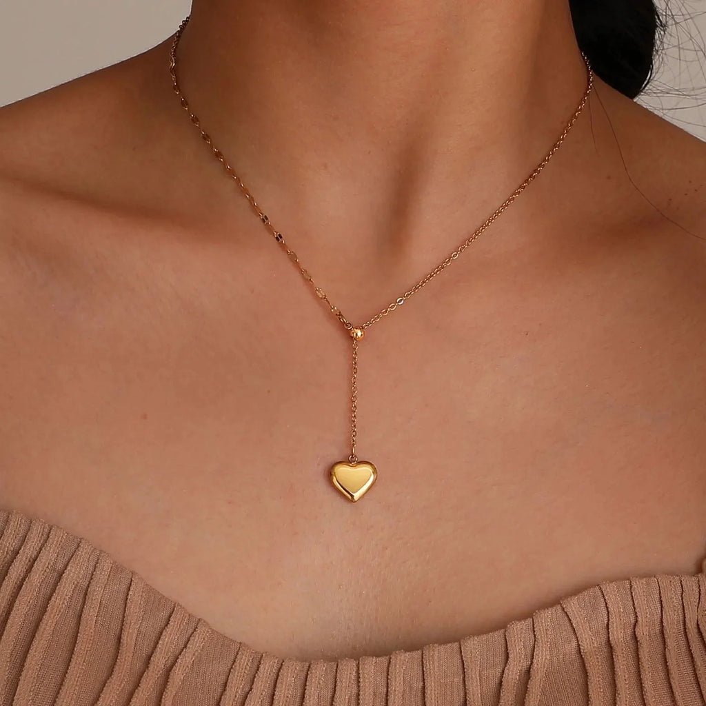 14k Dainty Feminine Heart Dangle Necklace - Aryomi