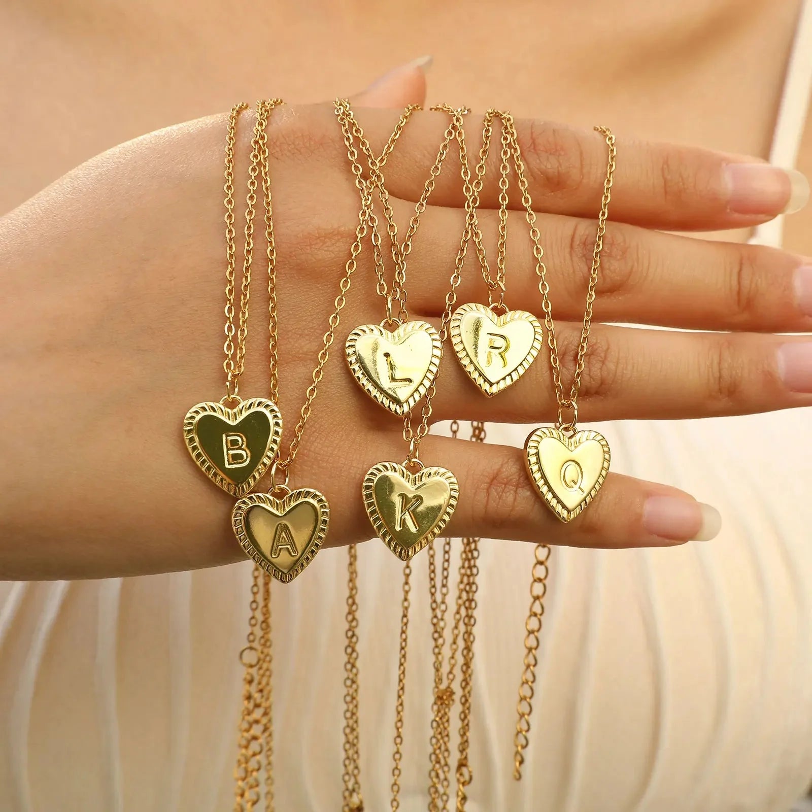 14k Dainty Heart Pendant Letter Initial Necklace - Aryomi