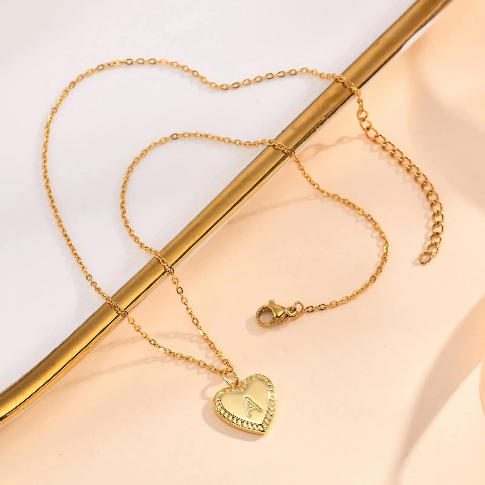 14k Dainty Heart Pendant Letter Initial Necklace - Aryomi