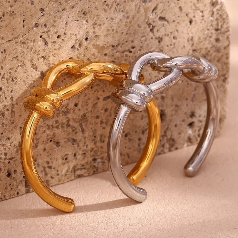 18k Chunky Buckle Open Bangle Bracelet - Aryomi