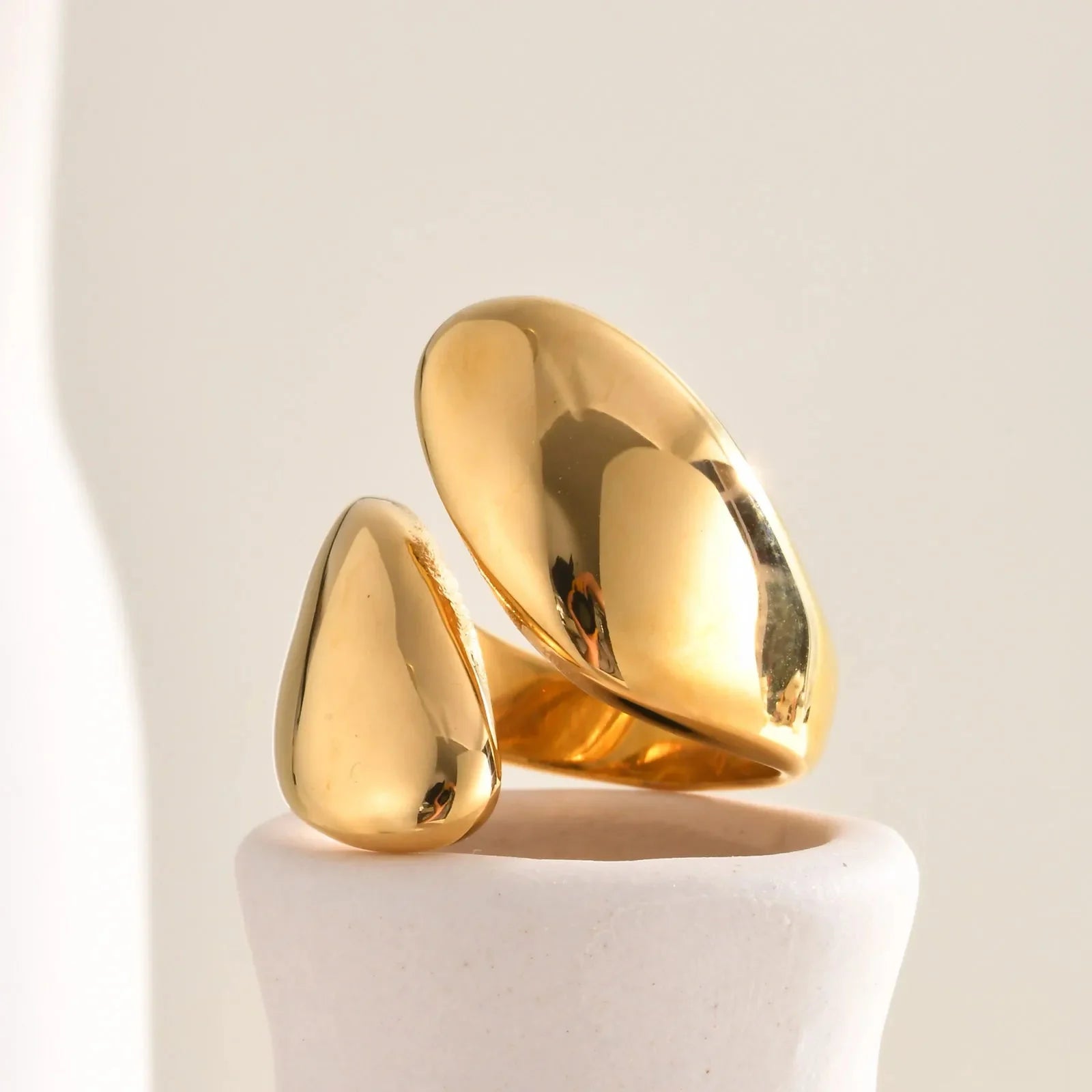 18k Chunky Droplet Wrap Around Ring - Aryomi