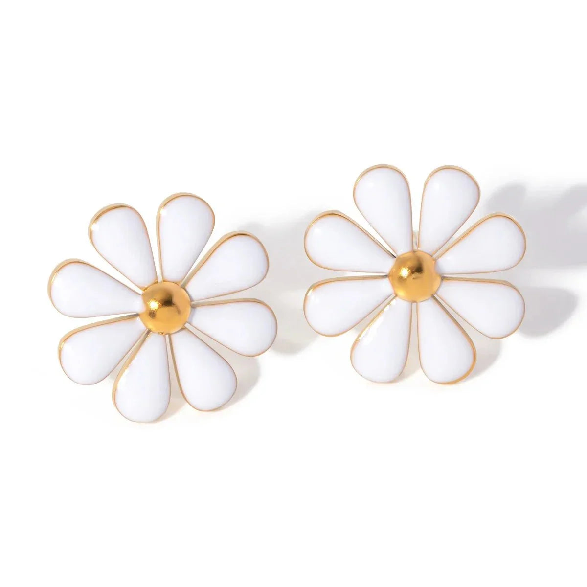 18k Dainty Daisy Floral Earrings - Aryomi