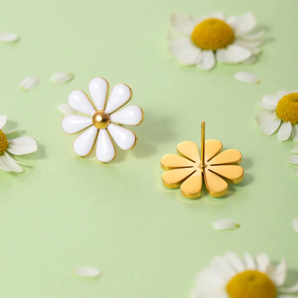 18k Dainty Daisy Floral Earrings - Aryomi