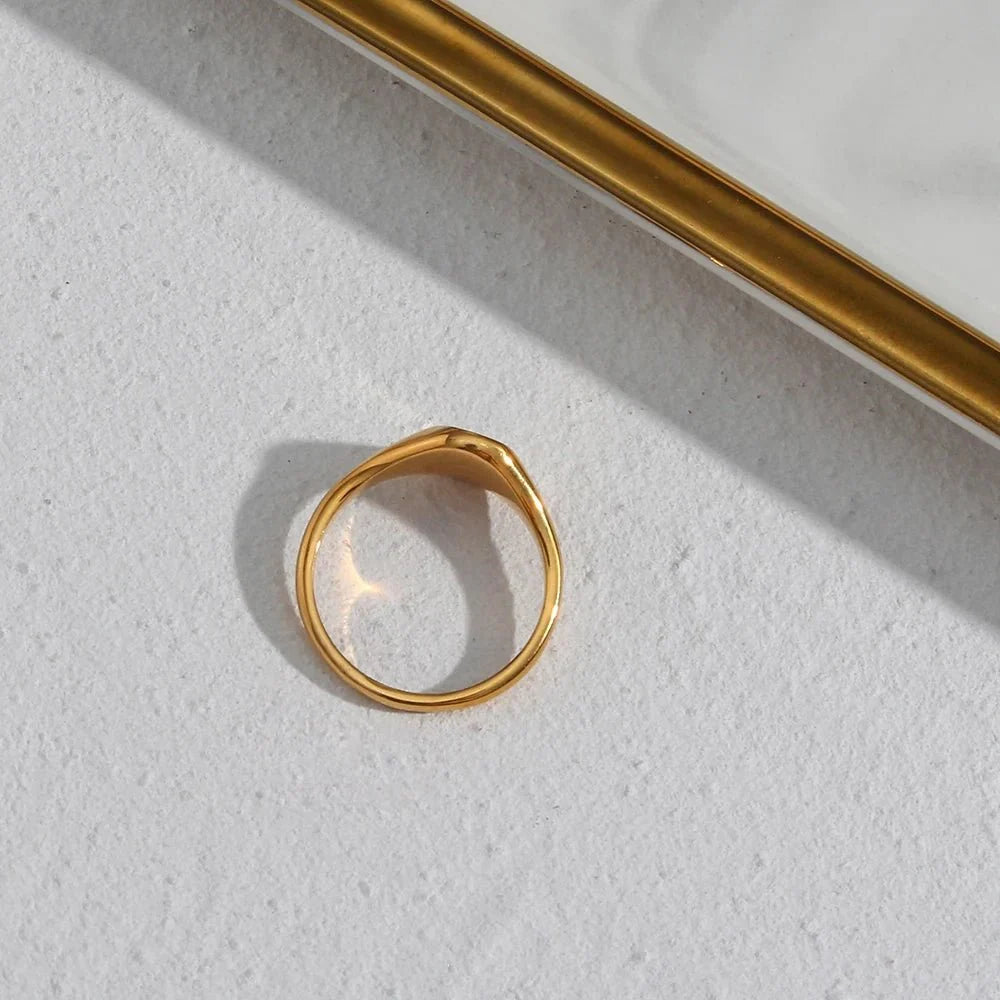 18k Dainty Floral Signet Rings - Aryomi