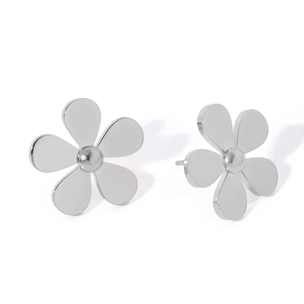 18k Dainty Flower Earrings - Aryomi