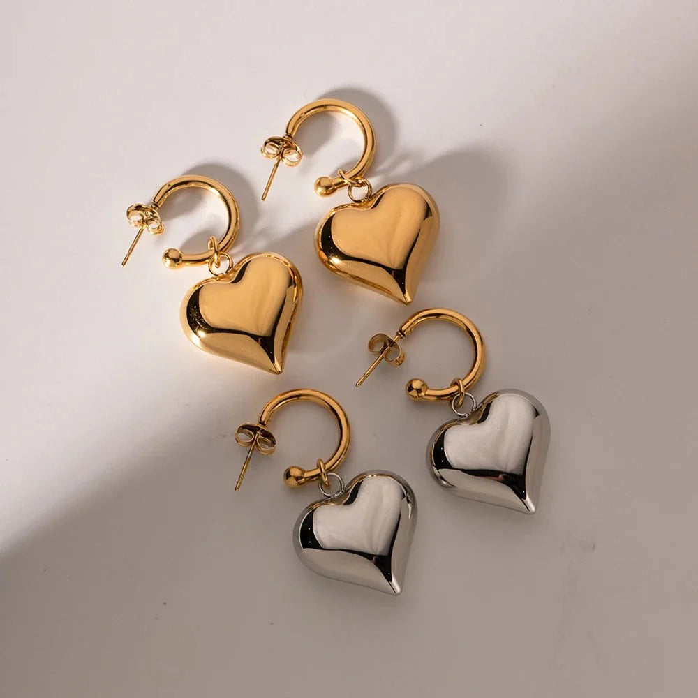 18k Dainty Heart Hoops Earrings - Aryomi