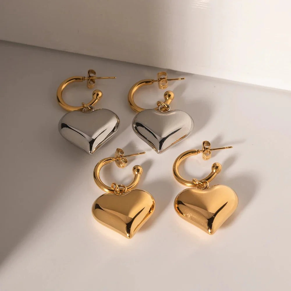 18k Dainty Heart Hoops Earrings - Aryomi