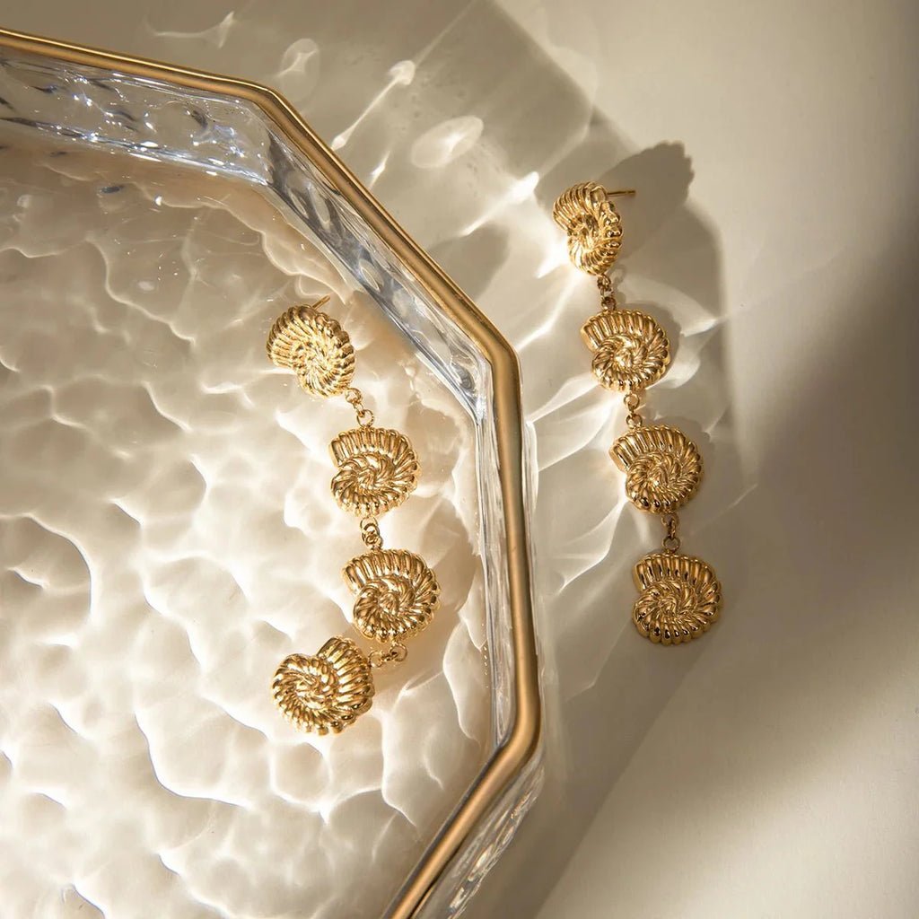 18k Dangling Shells Tropical Earrings - Aryomi