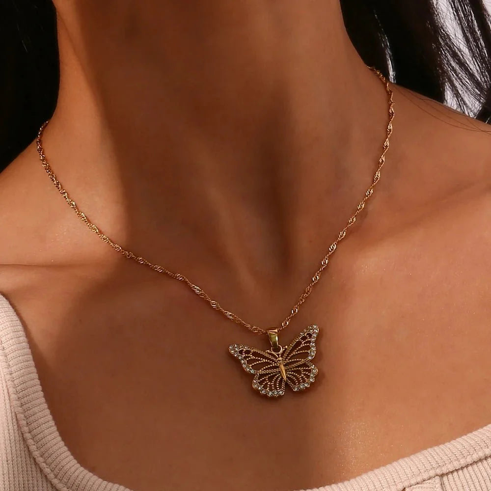 18k Diamond Accented Butterfly Necklace - Aryomi