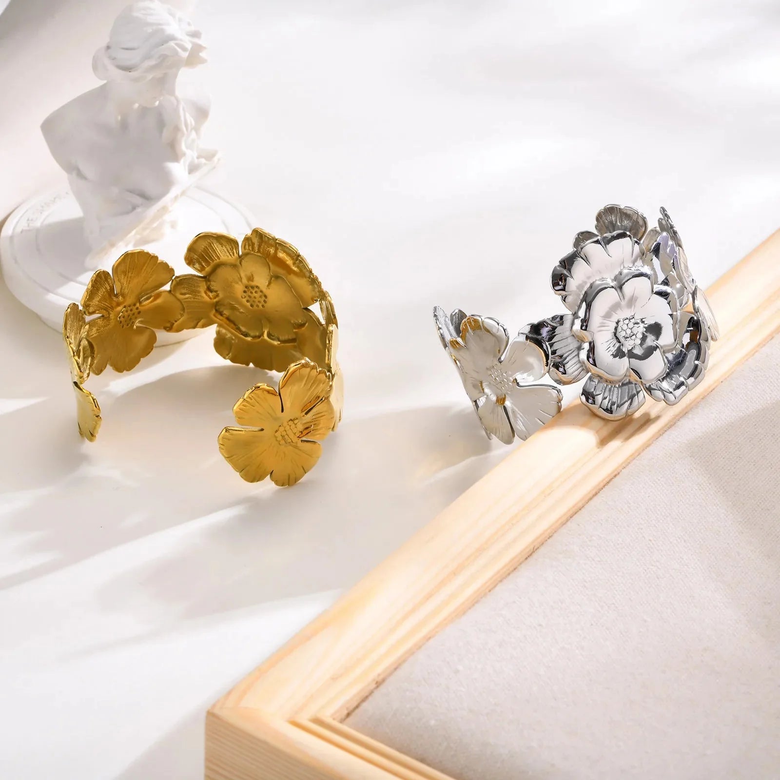 18k Floral Cuff Bangle Bracelets - Aryomi