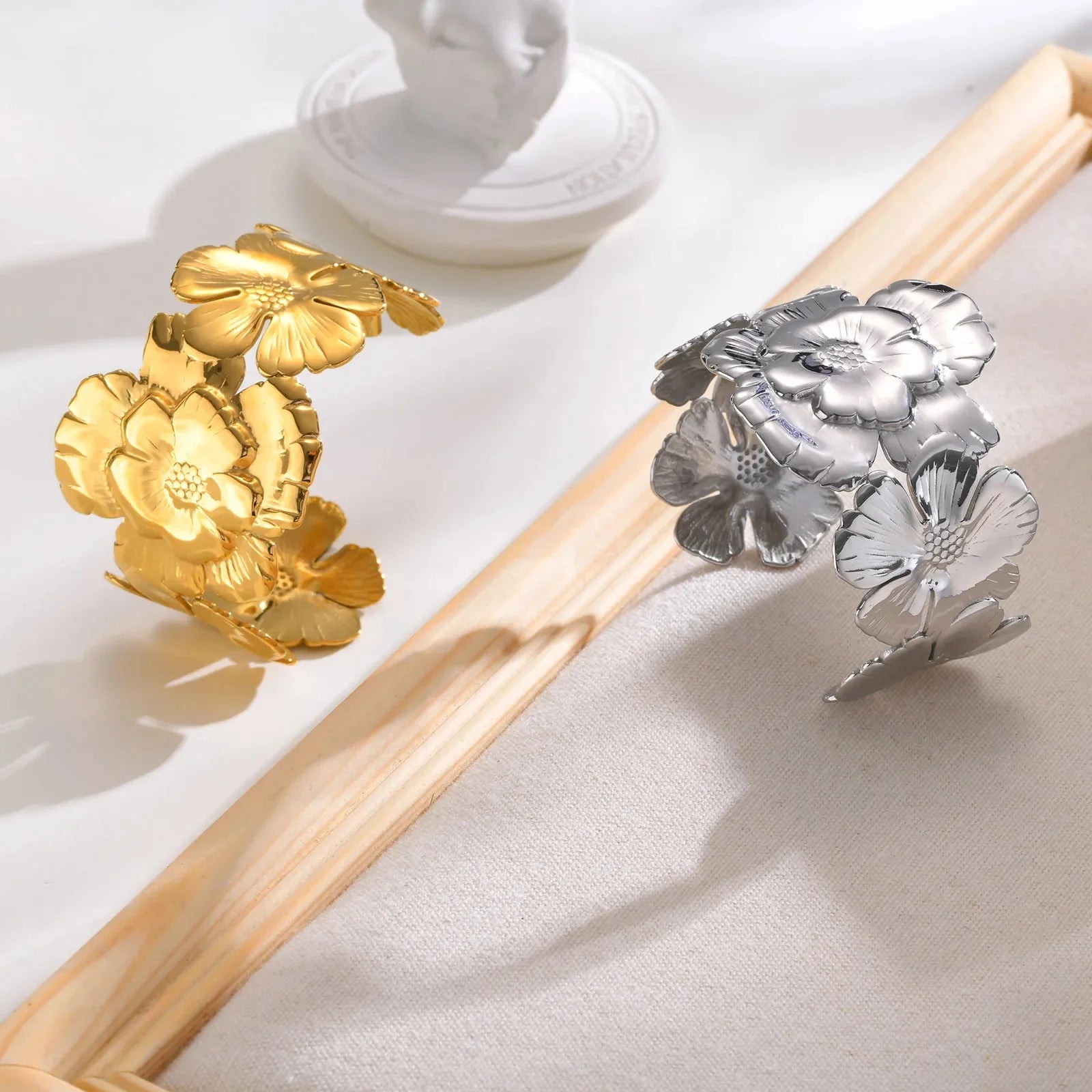 18k Floral Cuff Bangle Bracelets - Aryomi