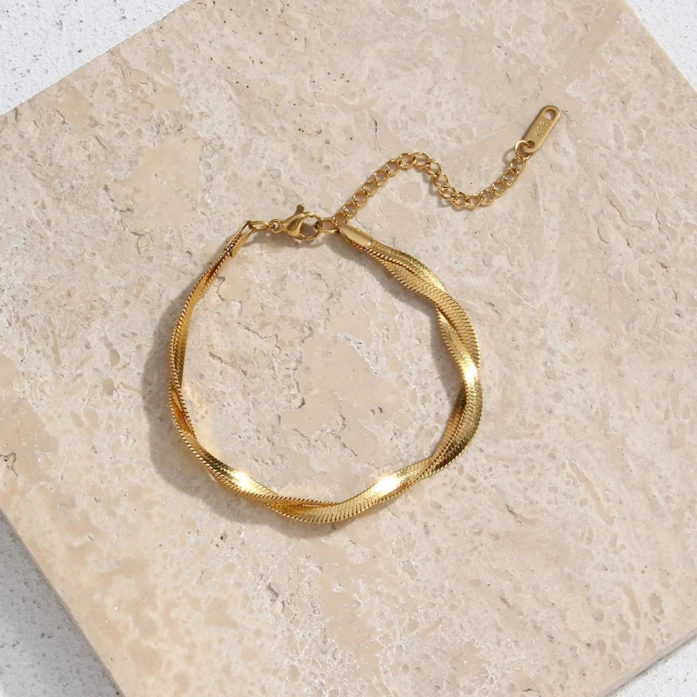 18k Interwoven Herringbone Chain Necklace and Bracelet Set - Aryomi