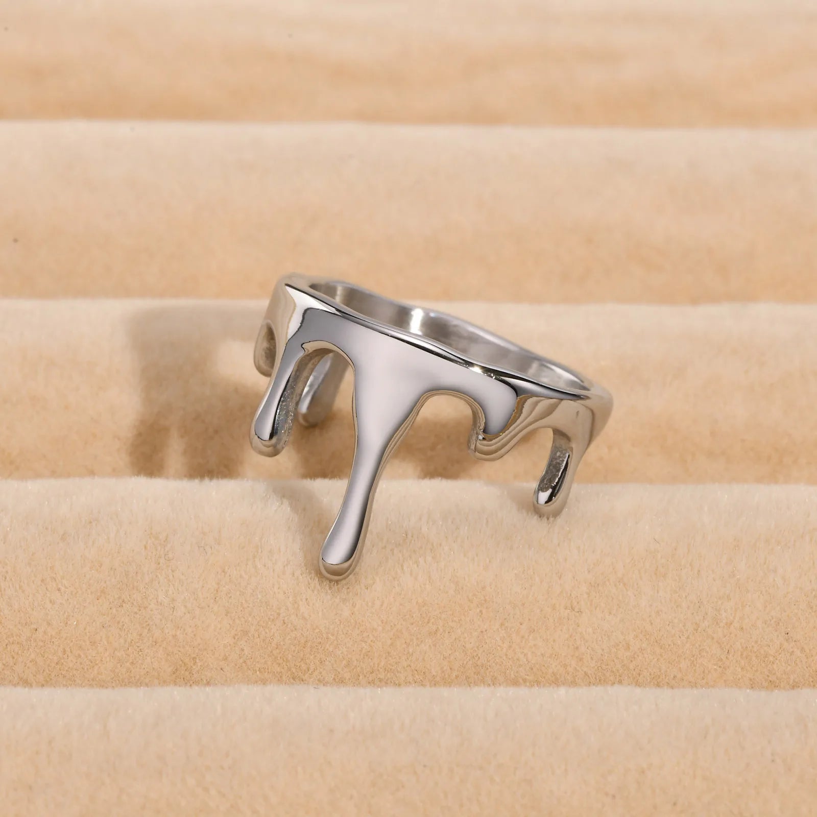 18k Minimal Melting Ring - Aryomi