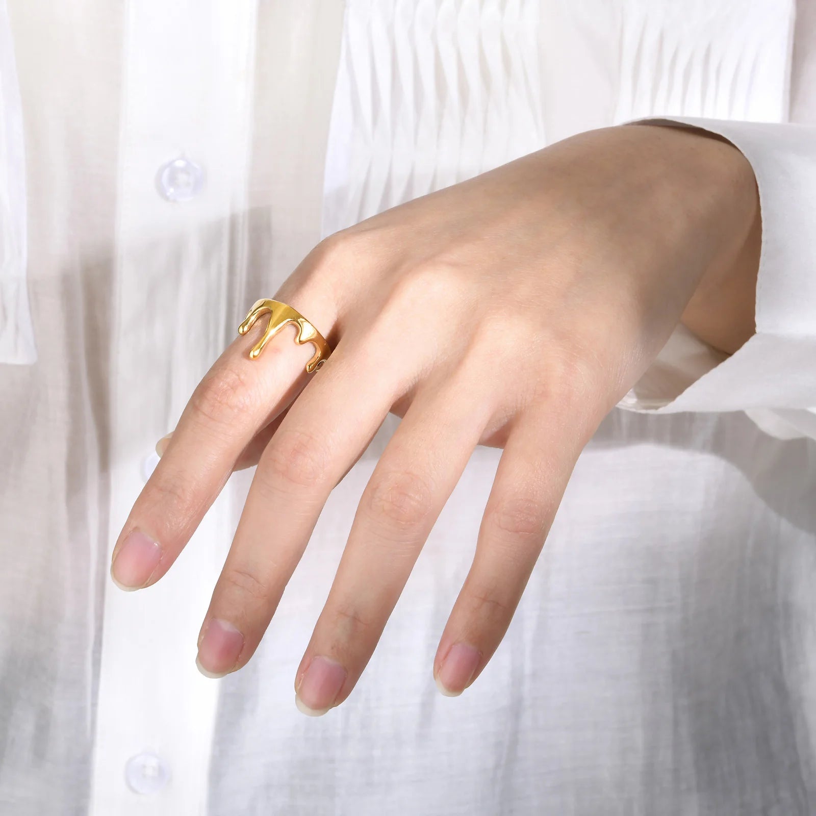 18k Minimal Melting Ring - Aryomi