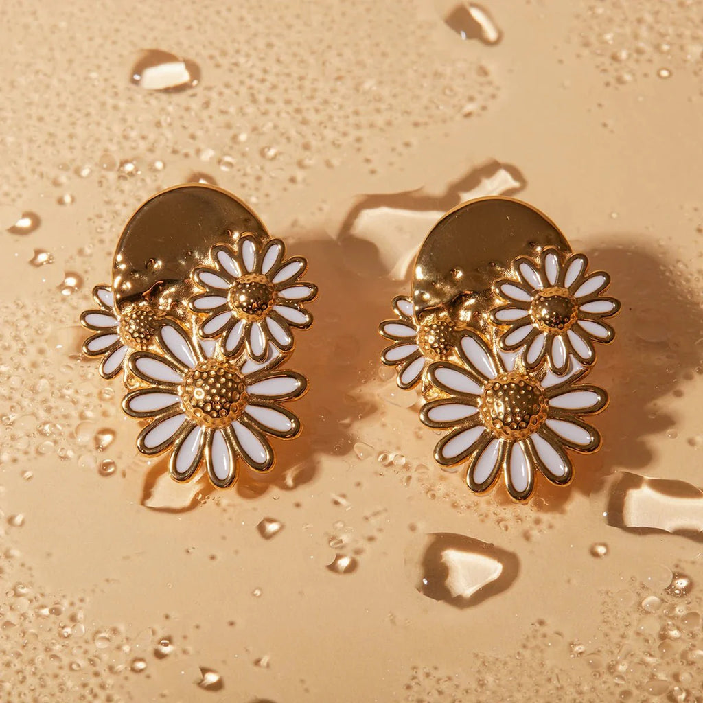 18k Trio Daisy Floral Earrings - Aryomi