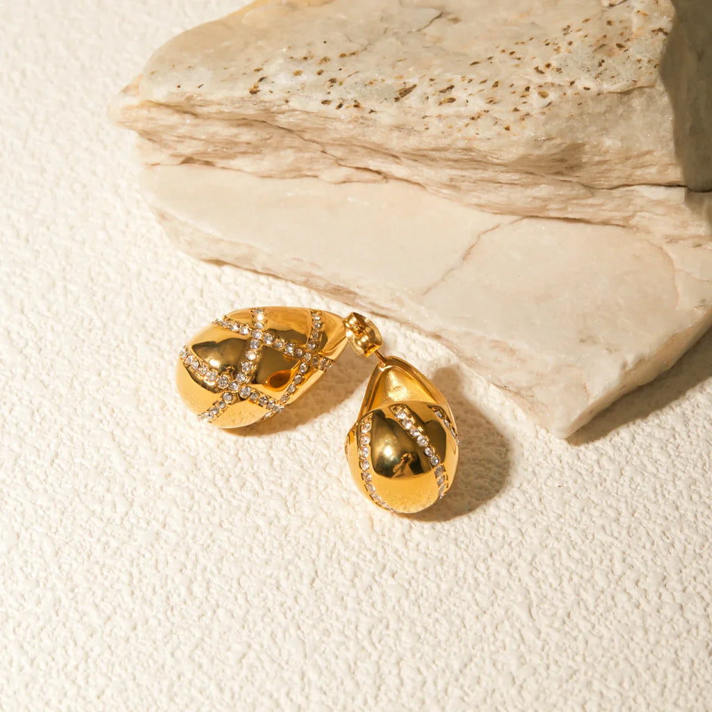 Dainty Gold Diamond Striped Droplet Earrings